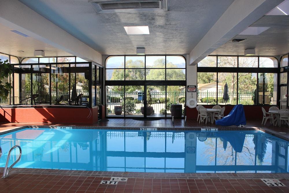 Quality Inn Colorado Springs South Екстер'єр фото
